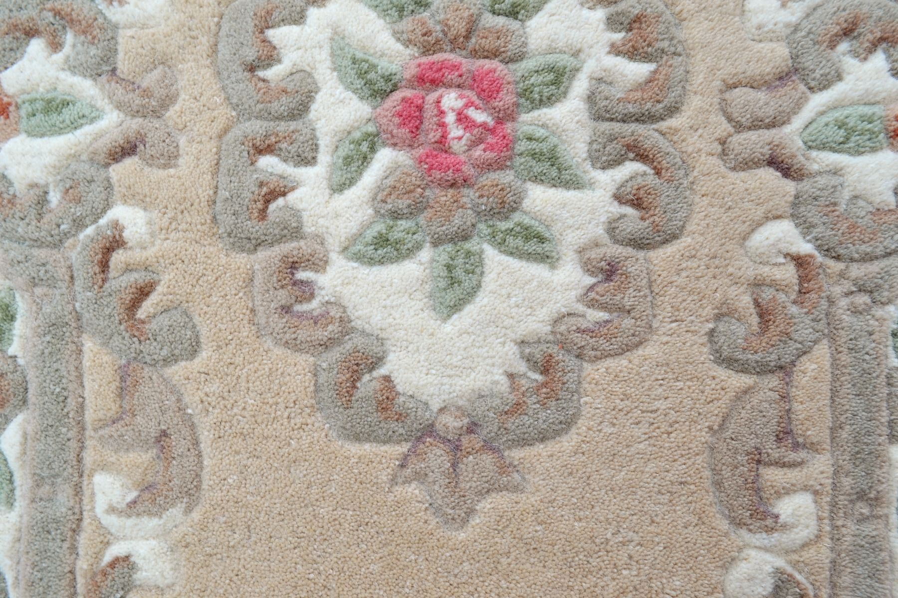 Traditional Handmade Wool Rug-Avalon-Beige