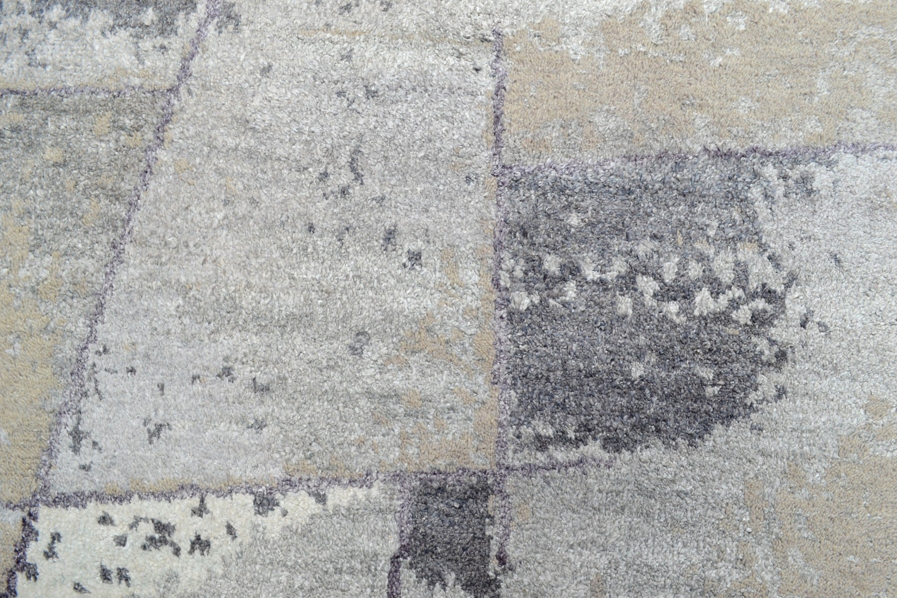 Handknotted Abstract Bamboo Silk and Wool Rug - 047 - Silver - 247x299cm
