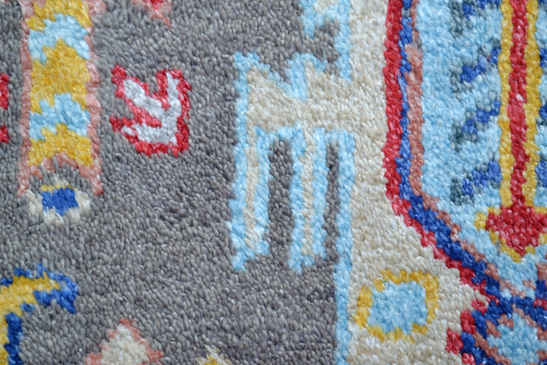 Handknotted Abstract Bamboo Silk and Wool Rug - 049 - Grey - 248x302cm