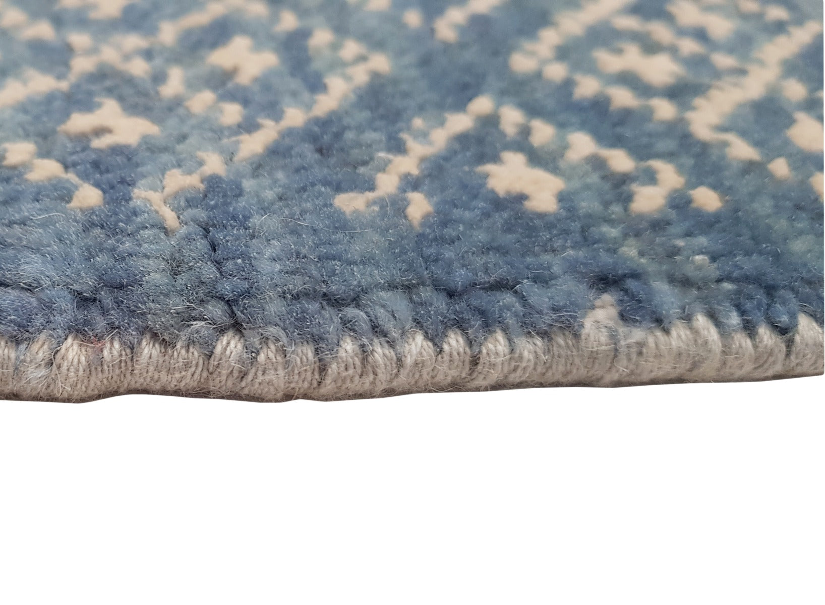 Designer Handknotted Wool Rug - New York - Lt. Blue - 91x163cm