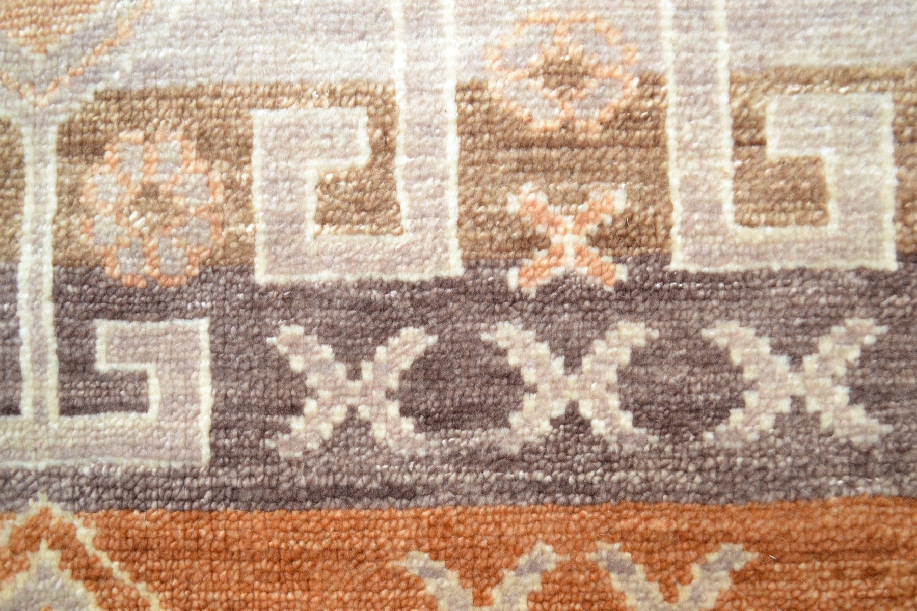 Quest Designer Handknotted Wool Rug - Brown - 200x302cm