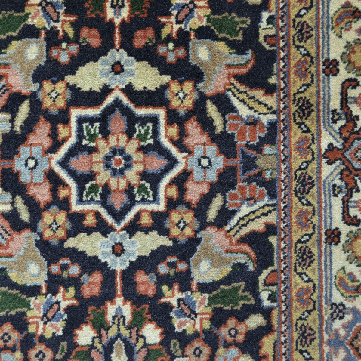 Handknotted SA 2010 wool Rug - Blue Rust - 165x232cm