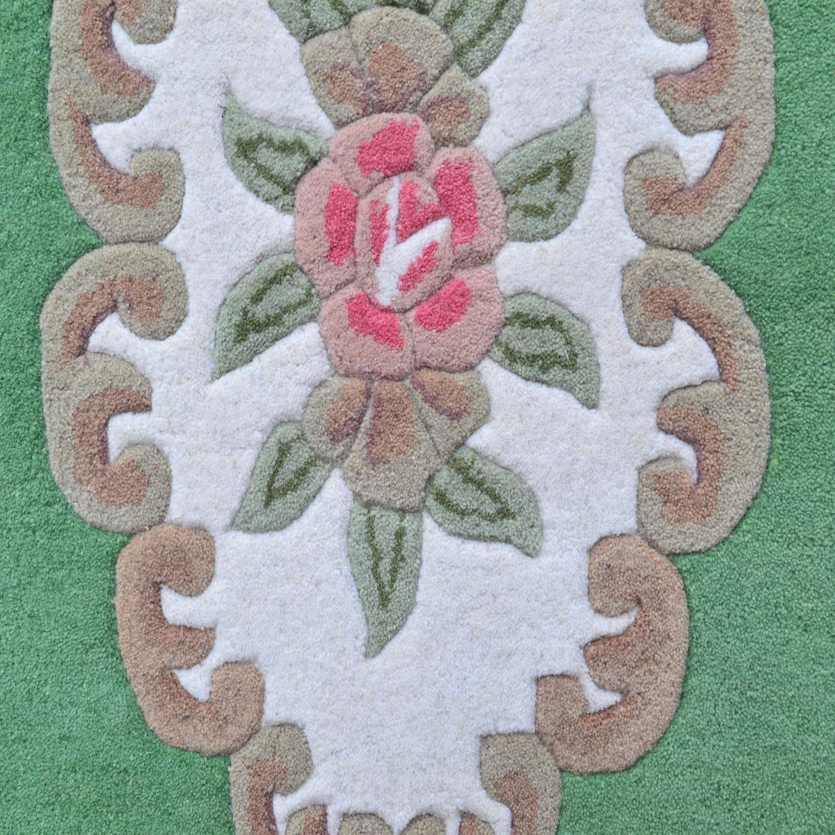 Traditional Handmade Wool Rug-Avolon-Pista Green-120x120cm