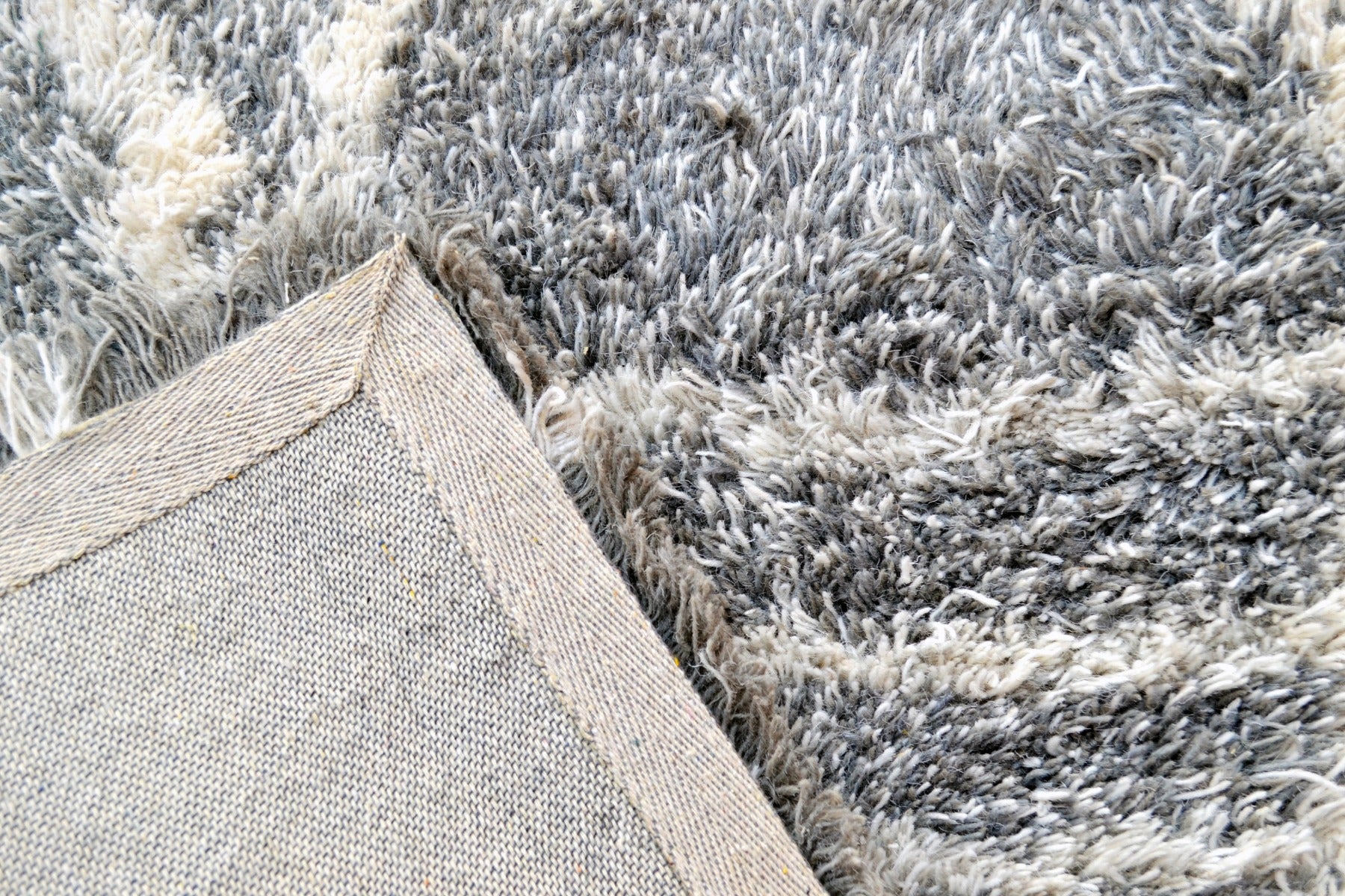 Luxurious Handmade Wool Rug - Comfy 6228 - Grey - 120X180cm