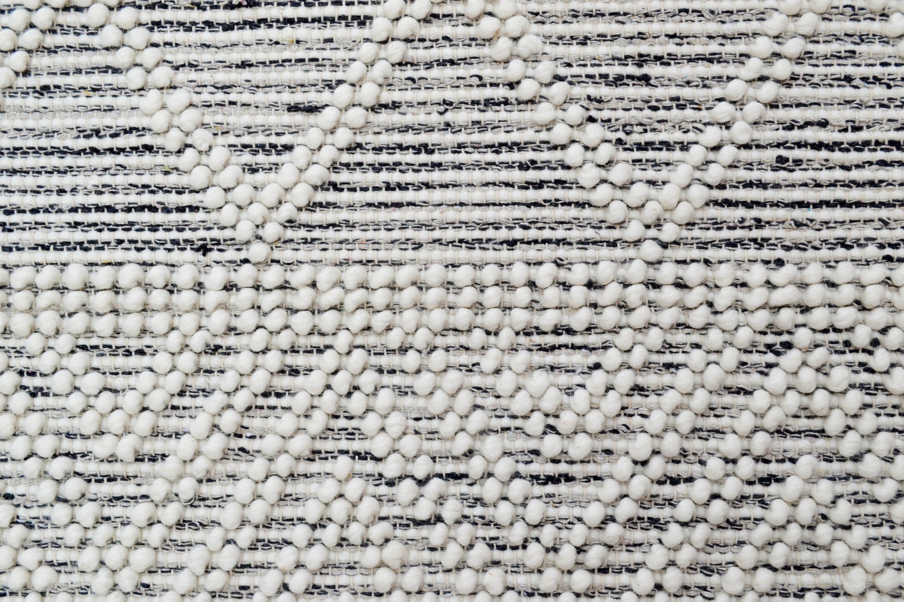 Aura Flatwoven Designer Wool Rug 6235 - Ivory/Black - 110X160cm