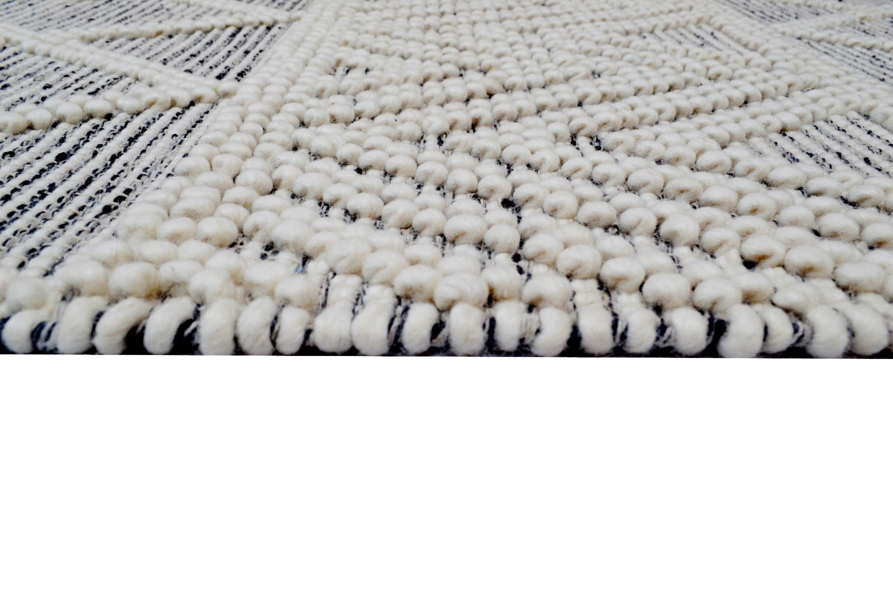 Aura Flatwoven Designer Wool Rug 6235 - Ivory/Black - 110X160cm