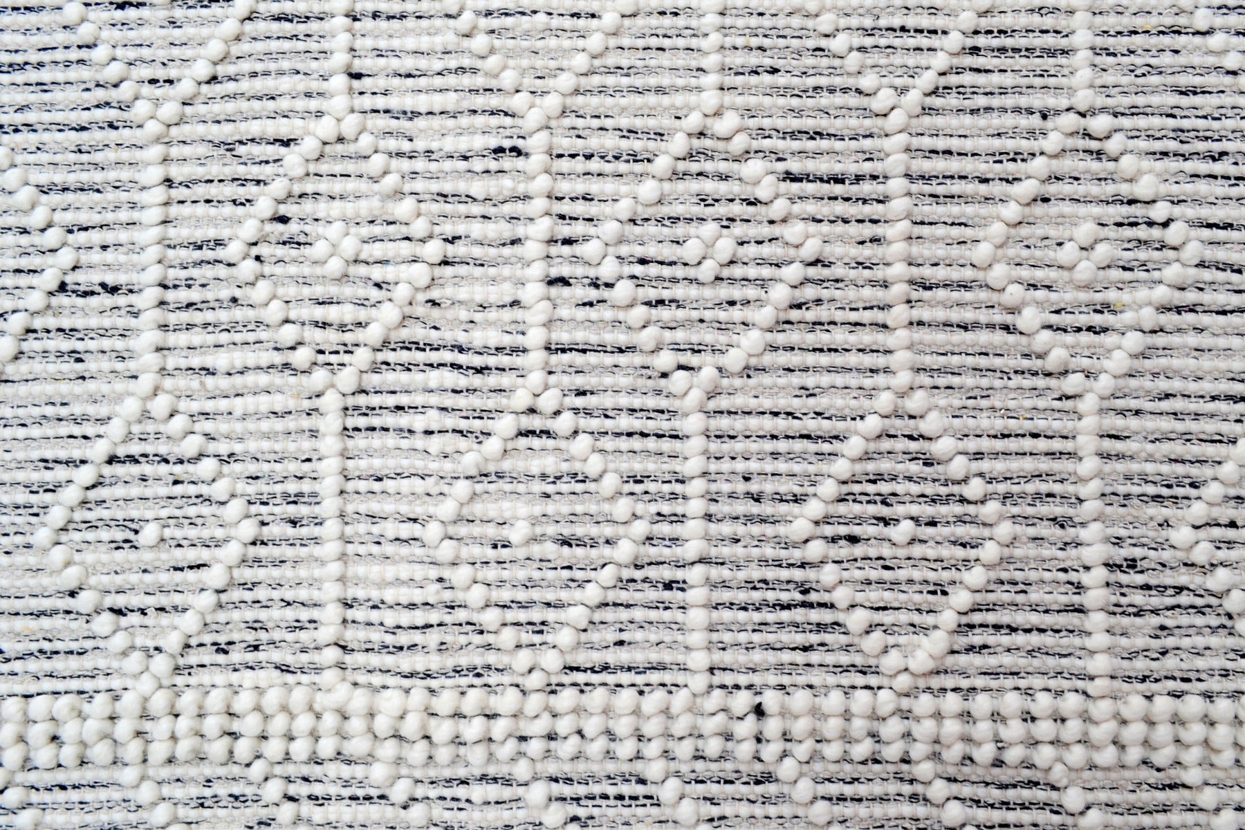 Aura Flatwoven Designer Wool Rug 6237 - Ivory/Black - 110X160cm
