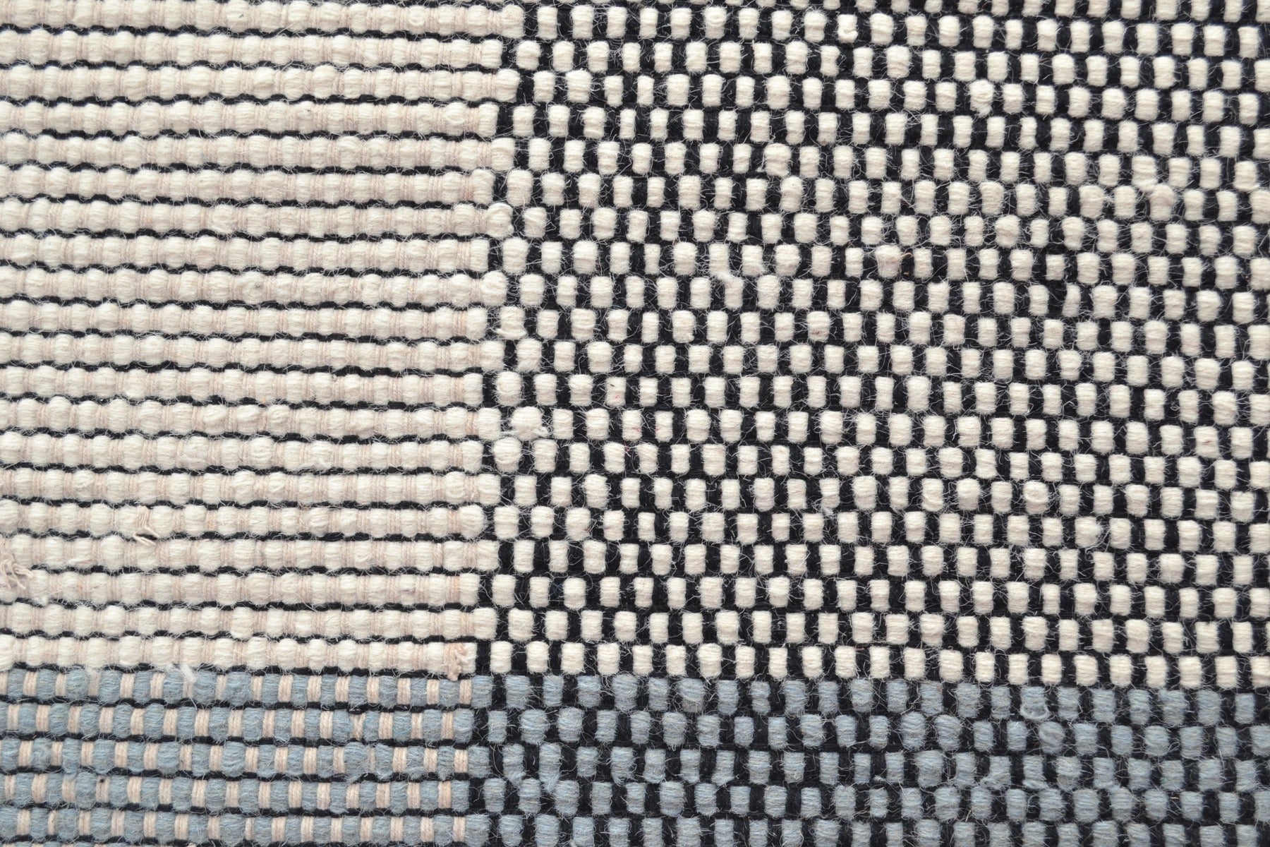 Modern Handwoven Wool Rug - Dotts - Ivory/Grey - 160x230cm