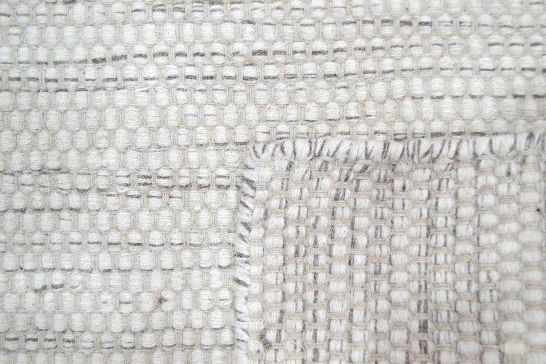 Handwoven Reversible Wool Rug - Boondi - Natural - 80x150