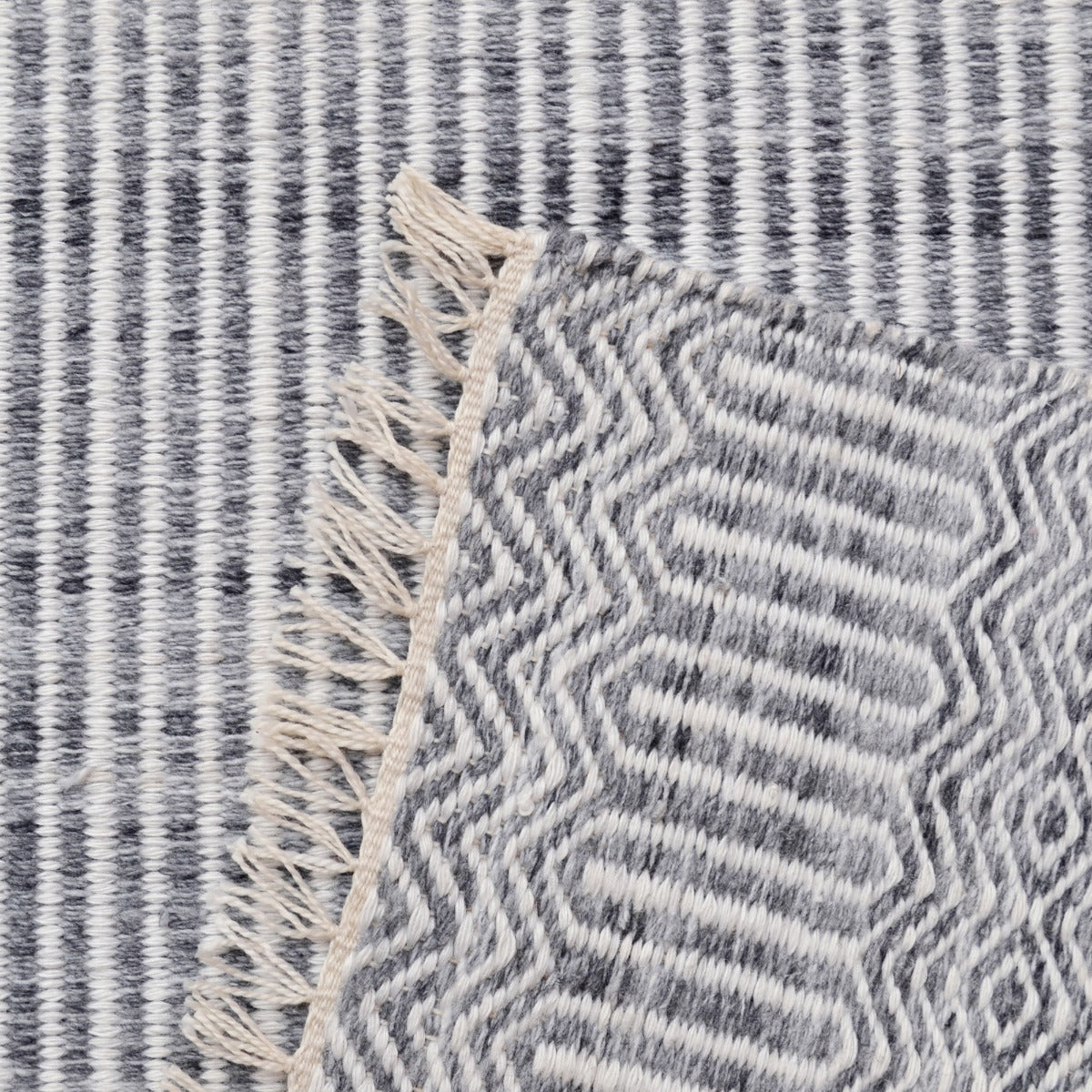 Braga - Luxurious Indoor/Outdoor Rug - Grey - 110x160cm