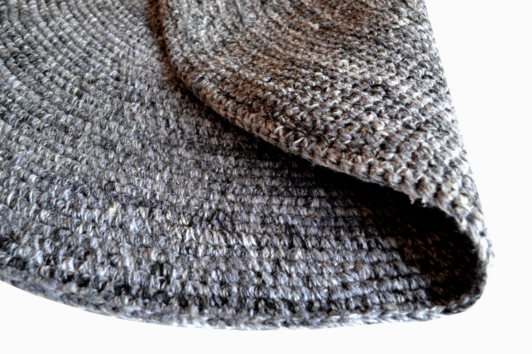 Ultra Chic Handwoven Orbit Rug - 6223 - Charcoal - 120x120cm