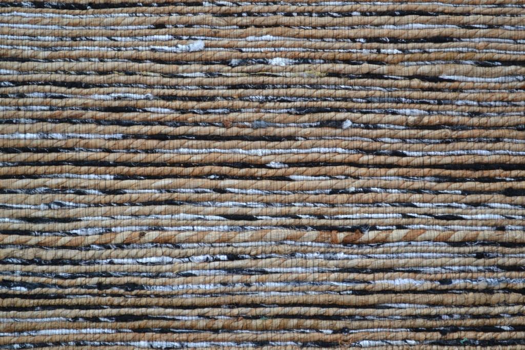 Trendy Handwoven Jute & Silk Rug - Stripe 6001 - Natural/Black - 110x160cm