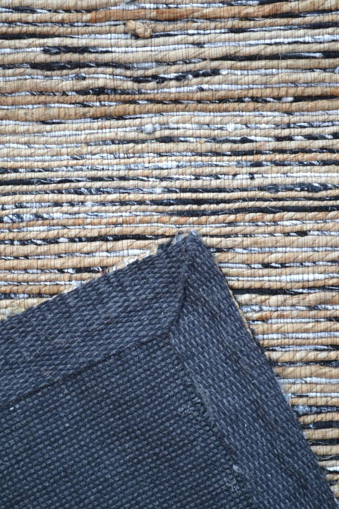 Trendy Handwoven Jute & Silk Rug - Stripe 6001 - Natural/Black - 110x160cm